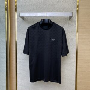 PRADA T-SHIRT